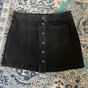 Madewell- Stretch Denim A-line Mini Skirt- Black Frost- patch Pocket Edition- 12